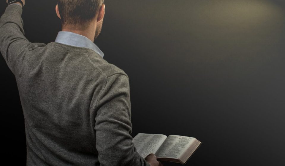 O que é e Como Pregar o Evangelho? Como Pregar a Palavra de Deus