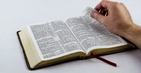 Plano de Leitura da Bíblia em Ordem Cronológica
