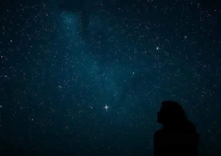 Sonhar com Estrelas Segundo a Bíblia: Significados e Mensagens Espirituais Sonhar com Estrelas Segundo a Bíblia: Significados e Mensagens Espirituais