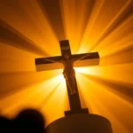 Cruz de madeira representando a Páscoa.